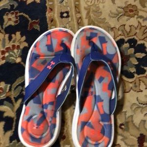 Girls flip-flops!